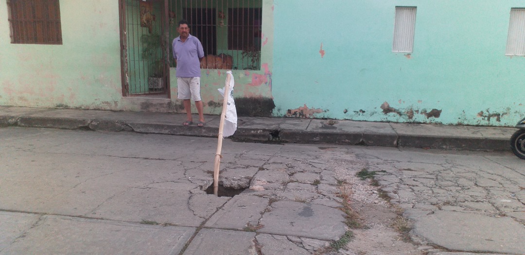 ¡Atención Hidrocentro y Alcaldía! A punto de colapsar un tramo de la avenida El Carmen de Bejuma