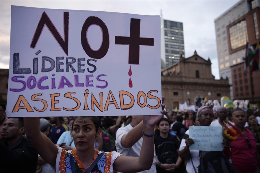 Hallan muerta a una defensora de derechos humanos en el este de Colombia