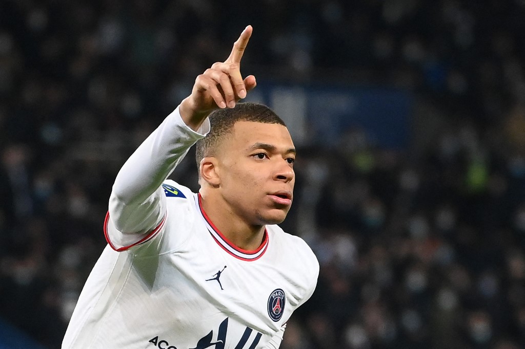 ¿A dónde apunta el futuro de Mbappé? El futbolista tantea su decisión por varios factores