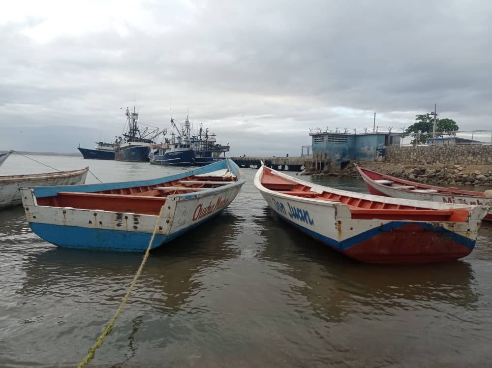 Policía rescató a tres náufragos cerca de Isla Borracha, Anzoátegui