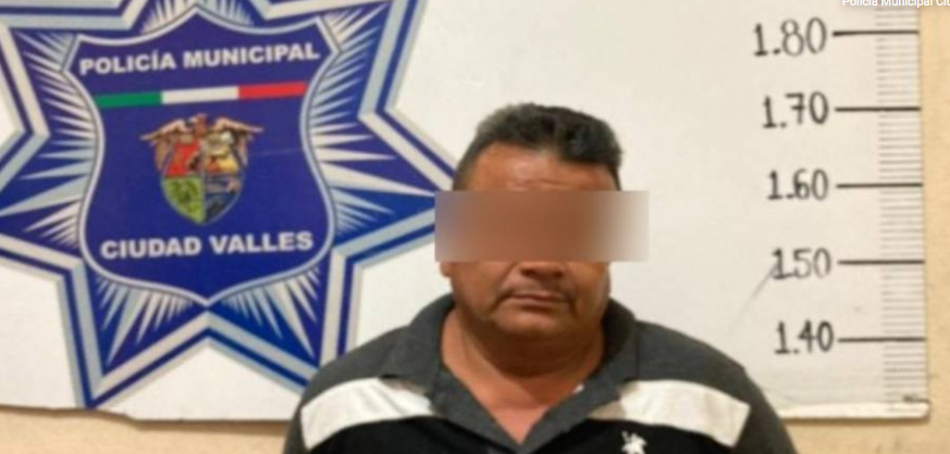 Hombre asesina a puñaladas a su yerno por golpear a su hija y luego llama a la policía para entregarse