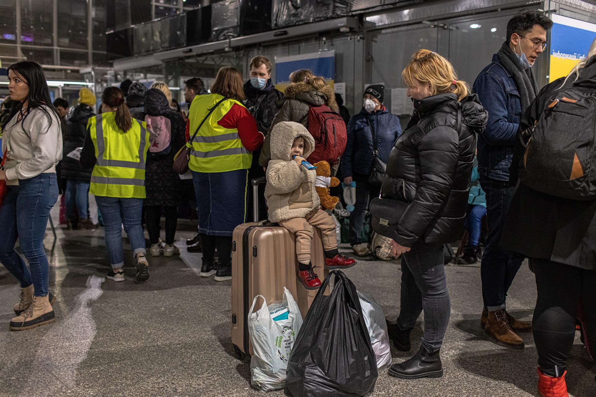 Medio millón de niños han salido de Ucrania como refugiados, según Unicef