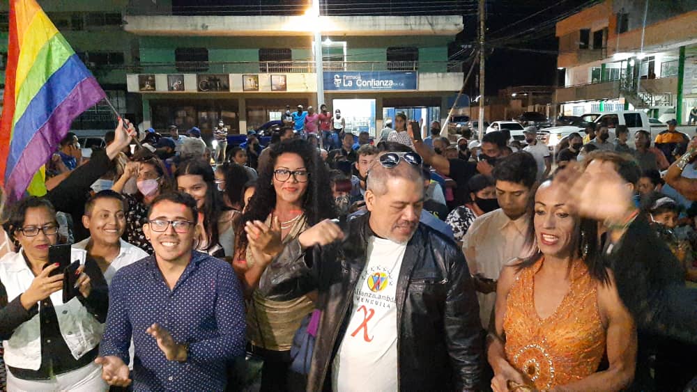 Tres parejas de lesbianas protagonizaron las primeras uniones “simbólicas de convivencia” en Anzoátegui