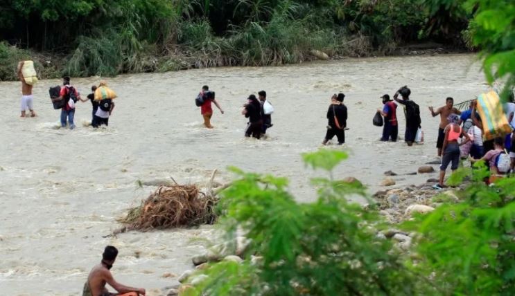 Salen nuevos VIDEOS de la cubana rescatada por dos venezolanos en la selva del Darién