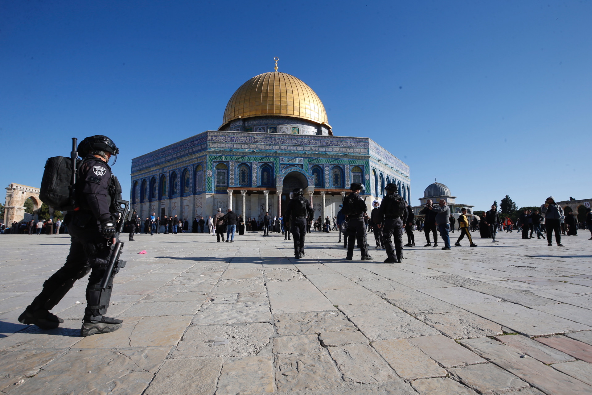 Más de 40 heridos en enfrentamientos en la Explanada de las Mezquitas de Jerusalén