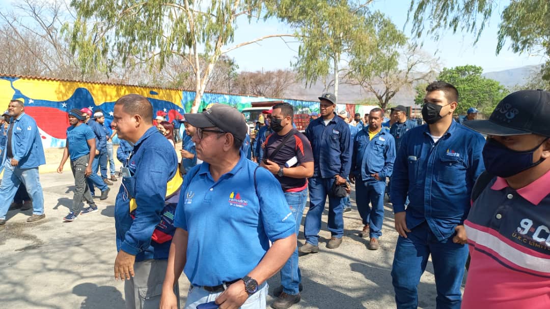 Trabajadores paralizaron la planta de Venvidrio Carabobo exigiendo respeto a la tabla salarial (VIDEO)