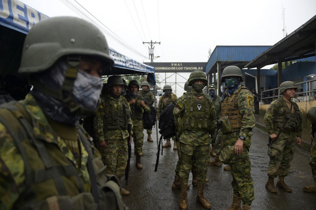 Policía recapturó a la mayoría de reclusos fugados tras riña en cárcel de Ecuador