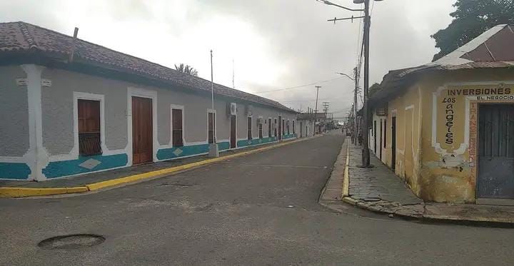 “Es sabroso sacar oro, pero no invierten en electricidad”: pueblos mineros, a oscuras y “desangrados” por el chavismo