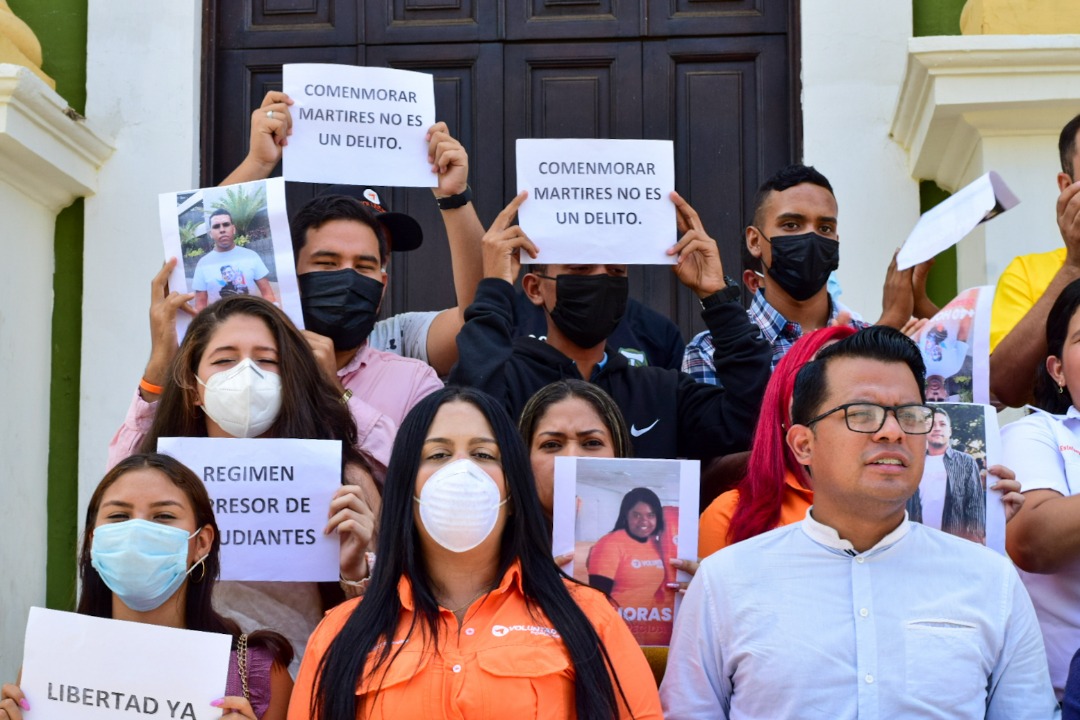 Jóvenes zulianos exigen al chavismo liberar a los cuatro activistas políticos detenidos en Chacao