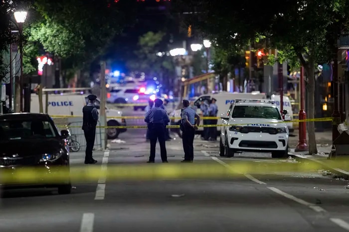 Al menos tres muertos y 11 heridos tras tiroteo en plena calle en Filadelfia