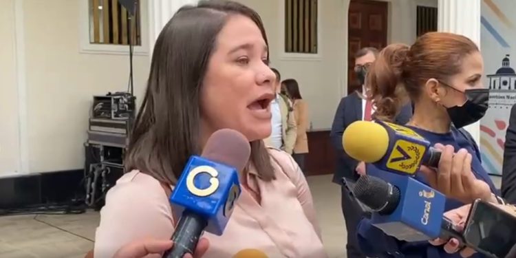 Diputada chavista admitió su participación en ataque contra Guaidó en Cojedes