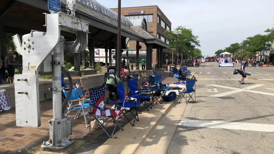 Imágenes sensibles: El baño de sangre que dejó tiroteo durante desfile del #4Jul en Illinois