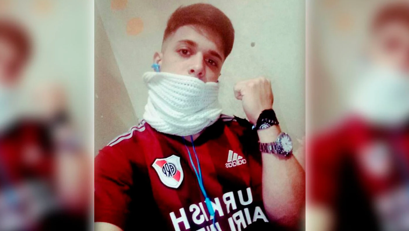 Mataron a un joven delante de sus amigos por darle “me gusta” a la foto de una chica