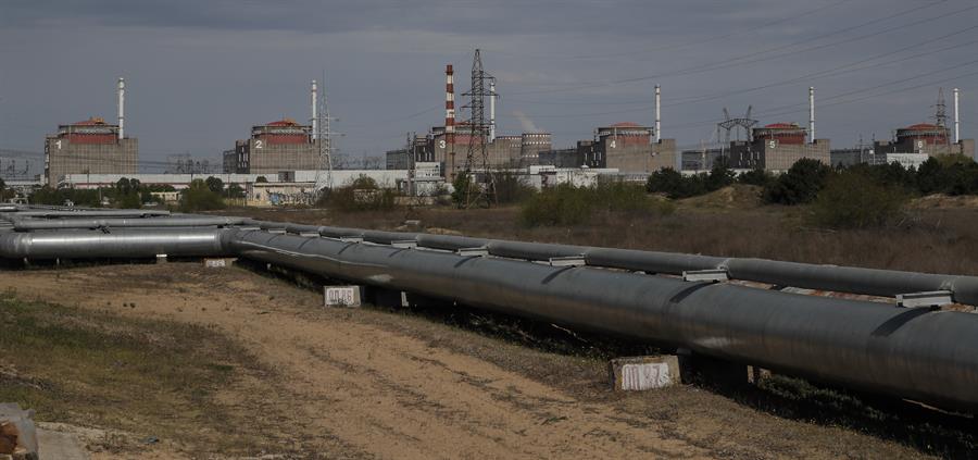 Denuncian ataques cerca de central de Zaporiyia, donde ya operan dos reactores nucleares