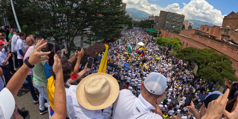 “Siempre se respetará su derecho a expresarse”, dijo Petro sobre las marchas en su contra