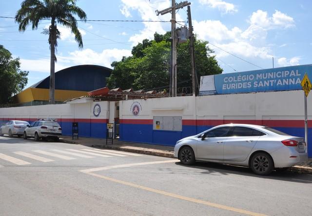 Hombre armado invadió escuela militar y mató a una estudiante con discapacidad en Brasil