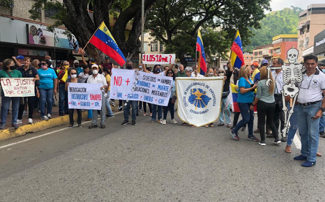 ¡Resteados! Sindicatos de Guárico siguen en protesta por sus derechos laborales (FOTOS)