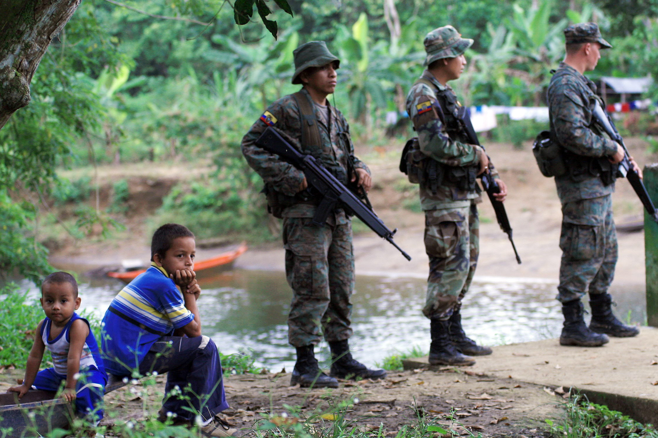 Familias de Ecuador lloran desapariciones imputadas a las disidencias de las Farc