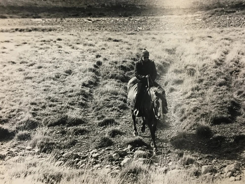 El épico viaje del periodista que llegó hasta el avión uruguayo en 1973 y fue adoptado como el “sobreviviente 17”