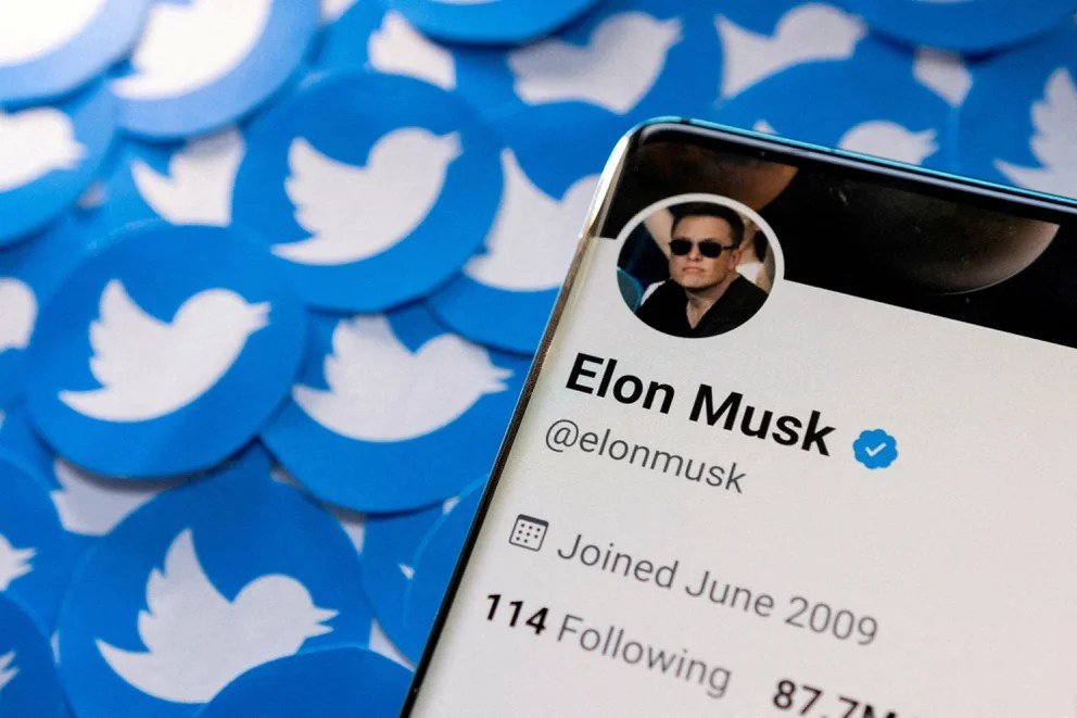 Musk cancela la marca de verificación “oficial” que Twitter acababa de lanzar