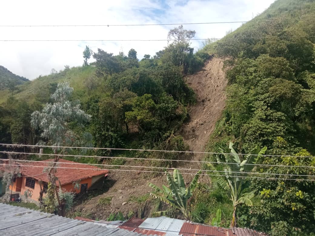 Mérida: Las lluvias afectaron varias viviendas en el sector La Poderosa