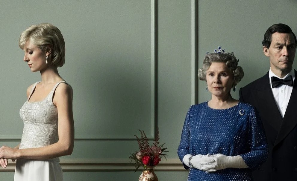 Fans podrán adquirir trajes y accesorios de la serie “The Crown” en una subasta