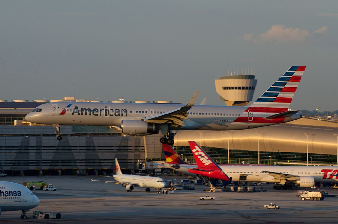 EEUU y México activaron programa para permitir llegada de venezolanos por vía aérea