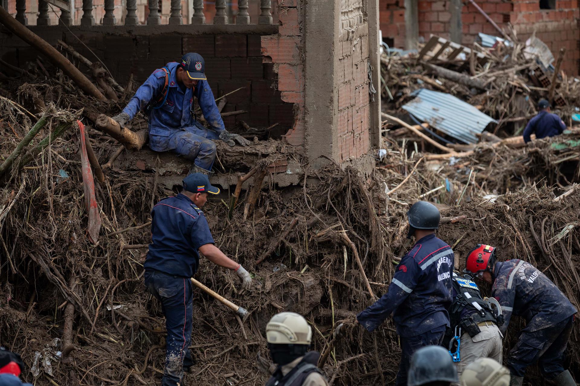 Hasta el momento Cicpc identifica a ocho de 25 occisos de la tragedia en Tejerías (fotos)