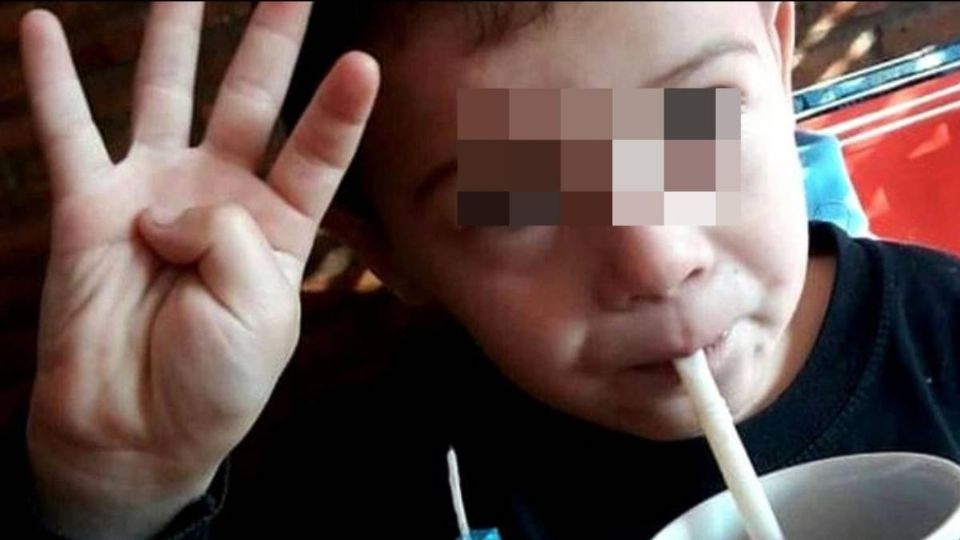 Desgarrador caso: niño quemado y asesinado a golpes dibujaba los ataques de su mamá y su novia