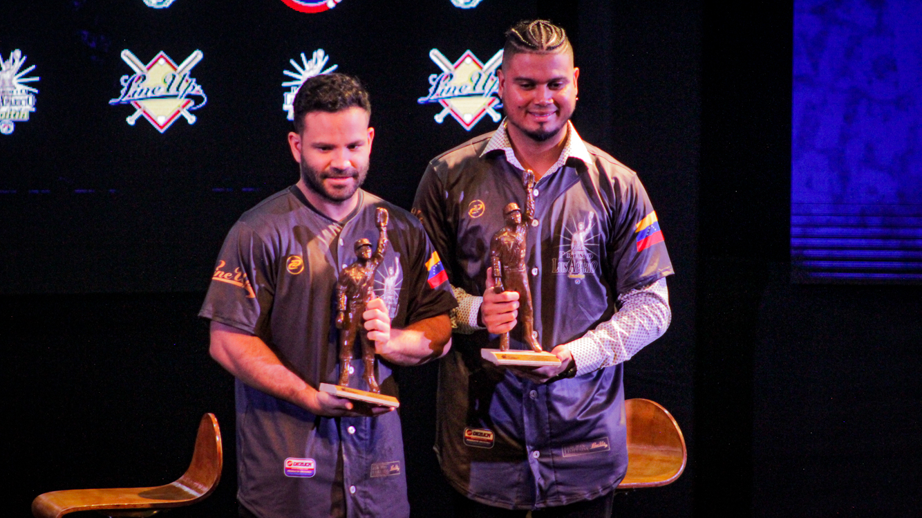 Haciendo historia: José Altuve y Luis Arráez recibieron el Premio Luis Aparicio 2022 (FOTOS)