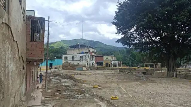 One month after the tragedy, many victims want to rebuild their lives in Las Tejerías