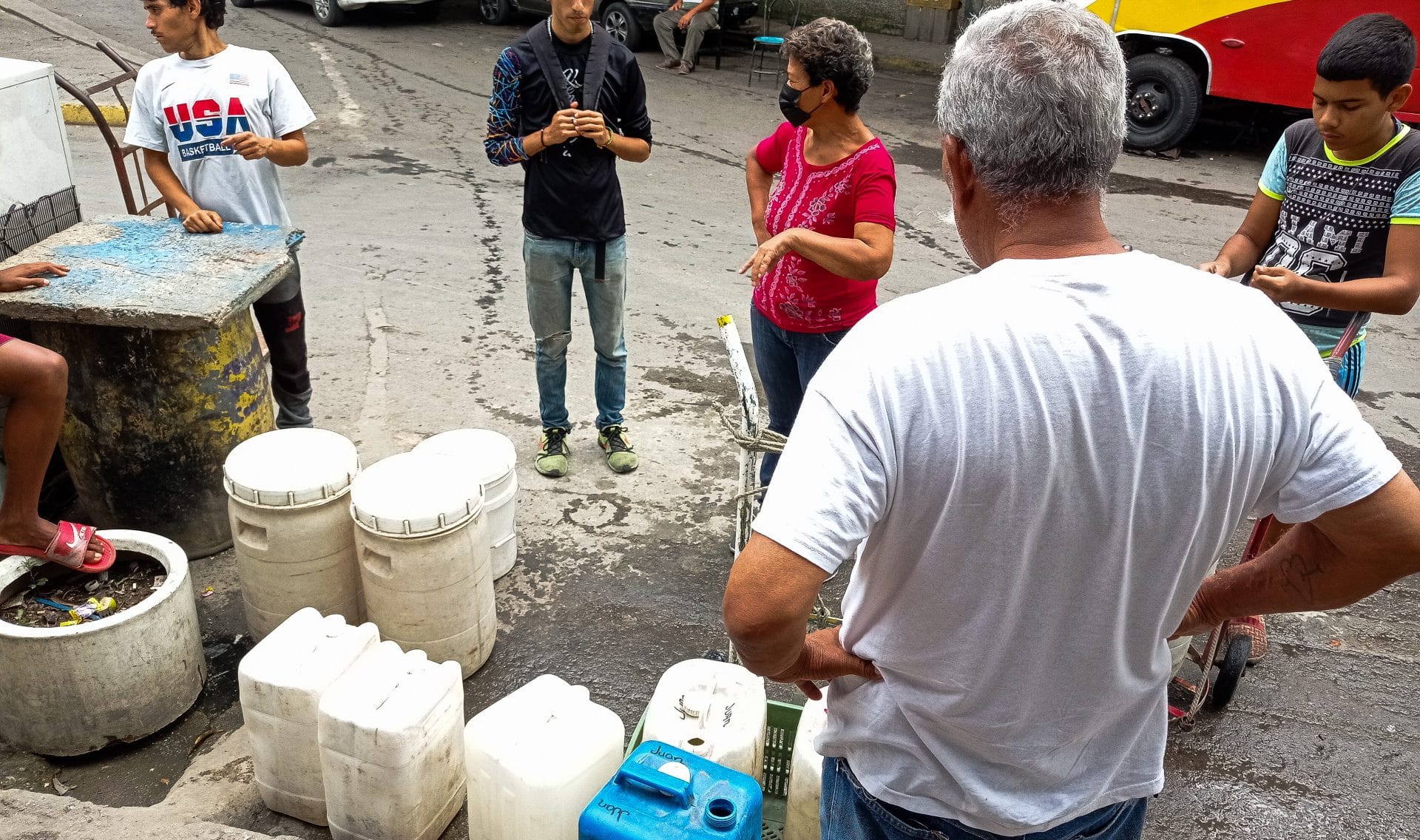 Caraqueños piden al Niño Jesús mejora de los servicios públicos