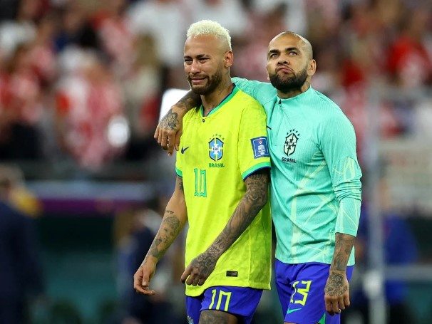 La emotiva carta abierta de Dani Alves para Tite luego de su renuncia en Brasil