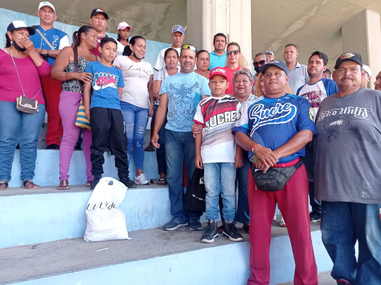 Selección de béisbol de Sucre no pudo asistir a una competencia porque Transucre “no le paró pelota”