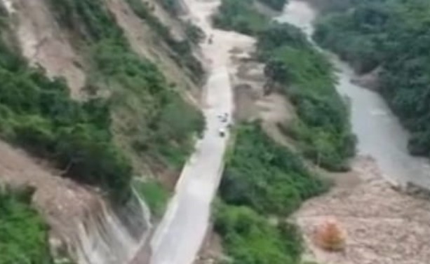 Reabren temporalmente el tránsito por la carretera Mérida-El Vigía