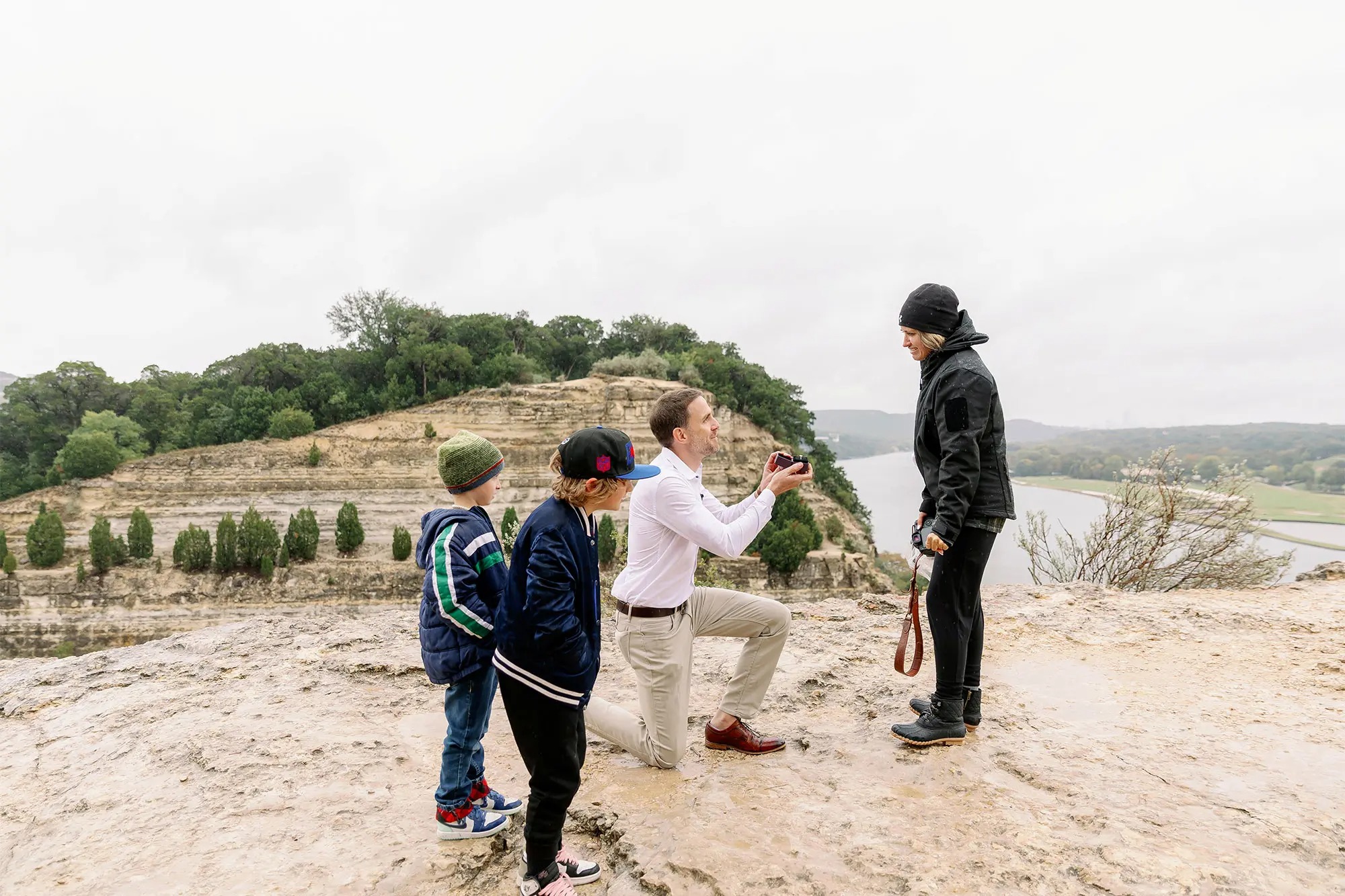 Creyó fotografiar una propuesta de matrimonio en Austin, pero se llevó una enorme sorpresa (VIDEO)