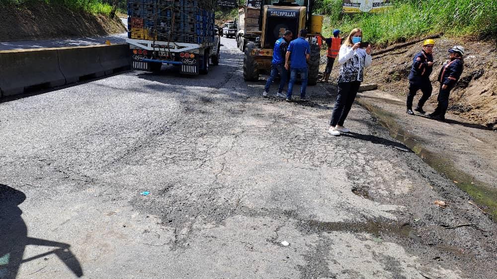 Realizan labores de mantenimiento en el Km 13 de la carretera Panamericana (Fotos y video)