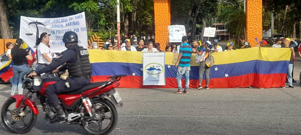 En Barinas, tres líderes gremiales están siendo hostigados por los “cuerpos represivos” del chavismo