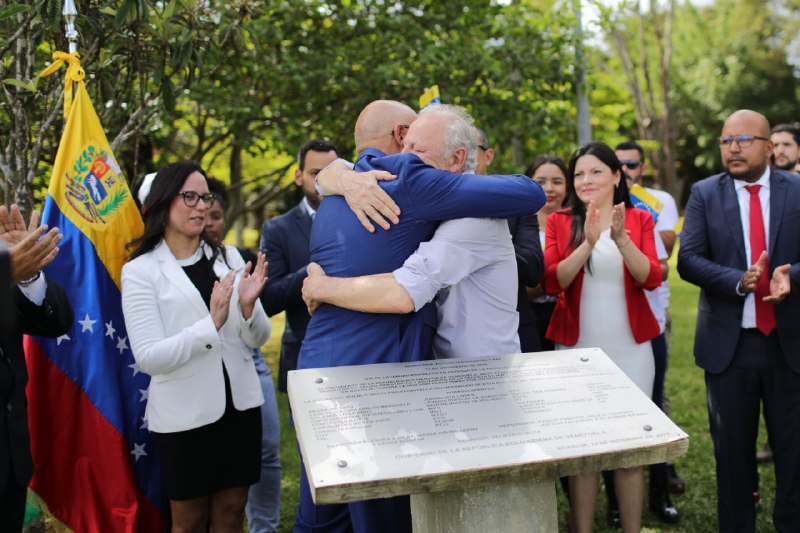 Brazil Restores Diplomatic Relations with Venezuela as Lula Takes Power