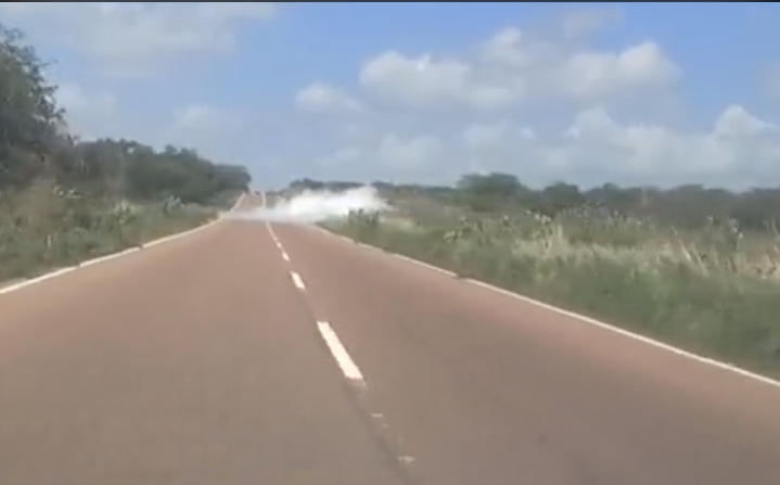 Peligrosa fuga de gas en la carretera nacional Monagas – Anzoátegui (Video)