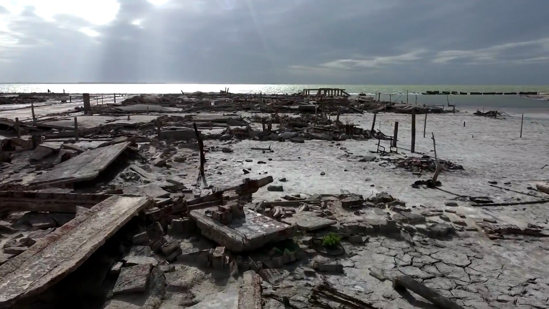 Un pueblo emerge de las profundidades en medio de la dura sequía en Argentina (VIDEO)