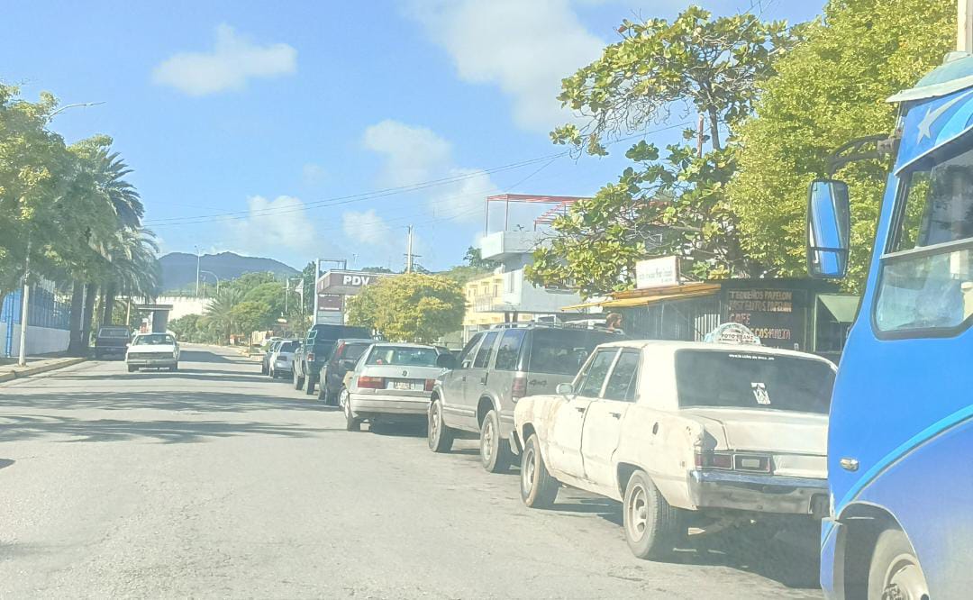 Sin agua ni gasolina subsidiada transcurre Carnaval para los margariteños