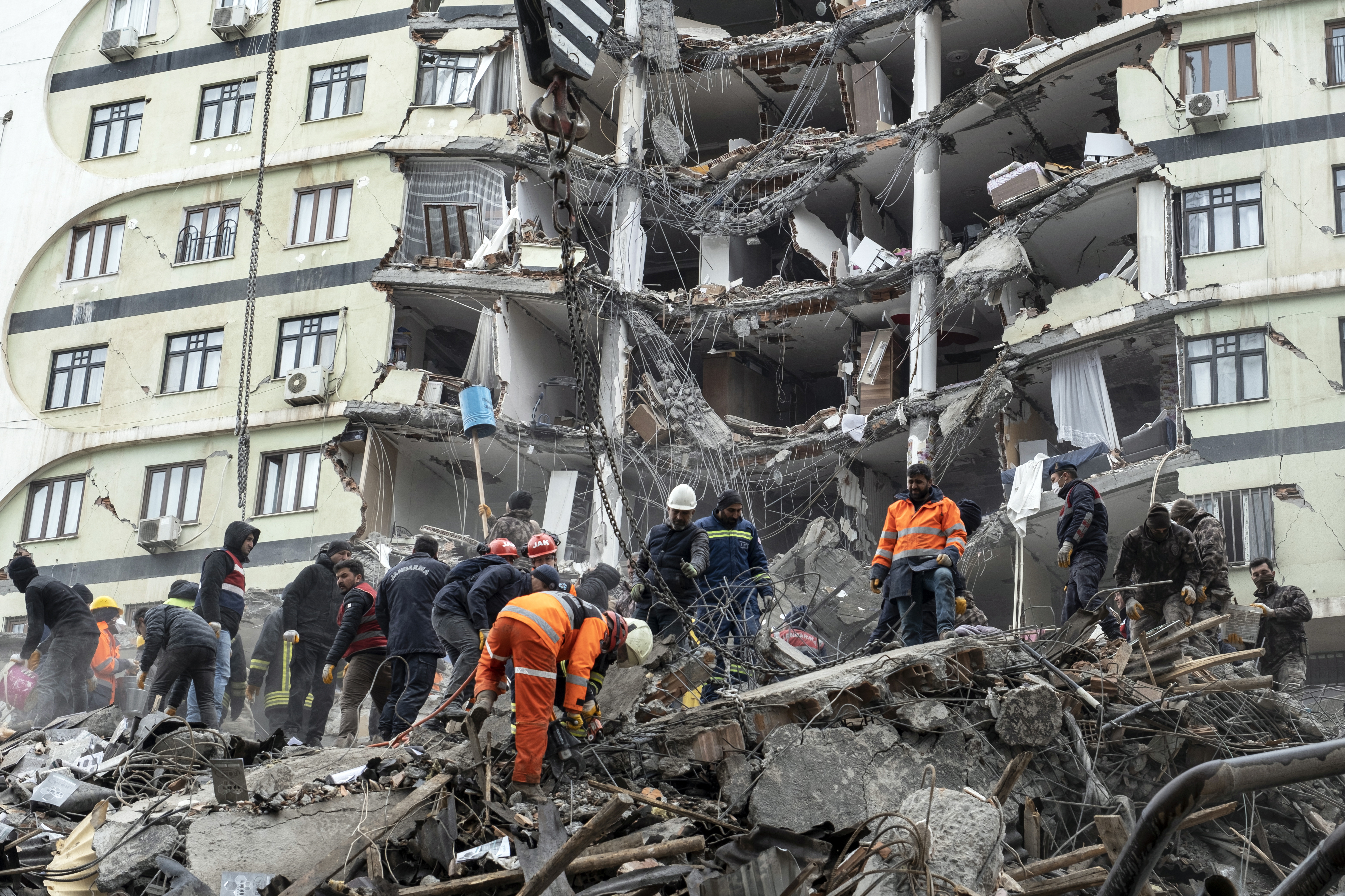 Impresionantes FOTOS del antes y después del destructivo terremoto en Turquía