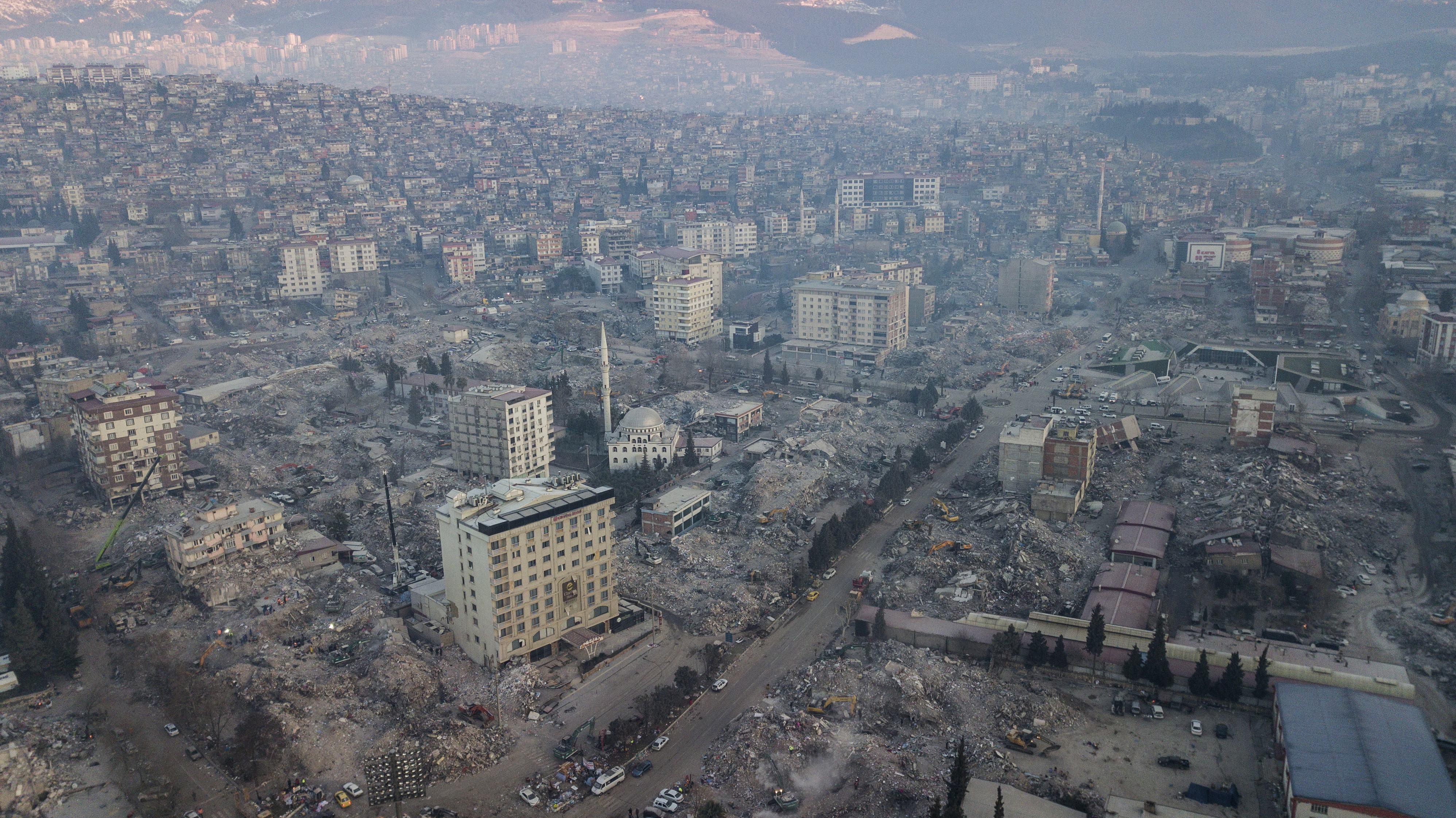 El número de víctimas mortales por el terremoto en Turquía y Siria asciende a más de 36 mil