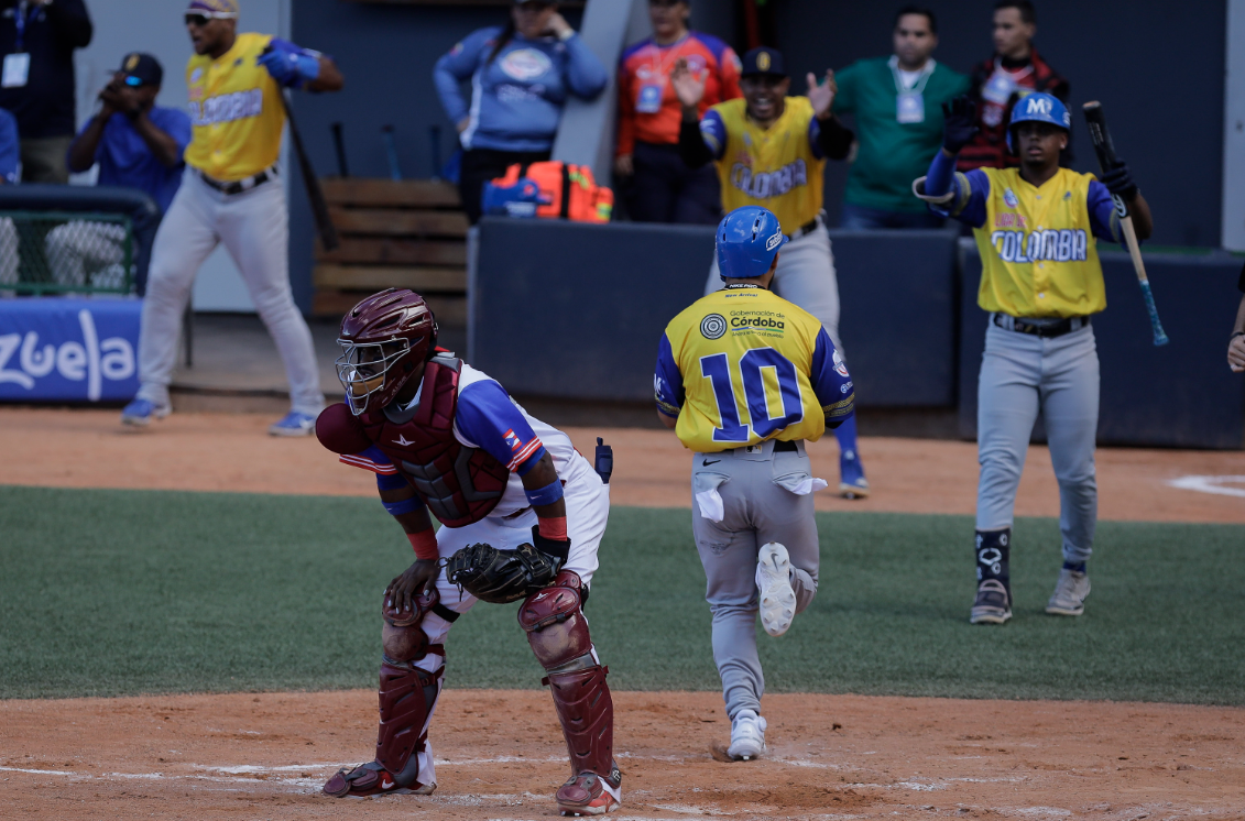 Colombia inició con triunfo para defender el título de la Serie del Caribe