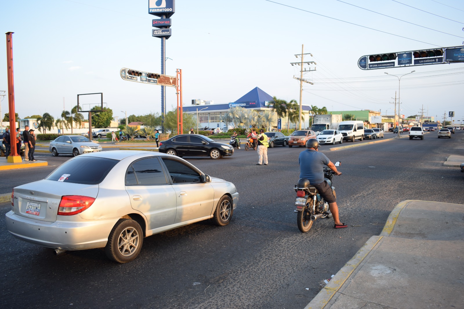 Autoridades del Zulia despliegan campaña de seguridad y educación vial para disminuir los accidentes de tránsito