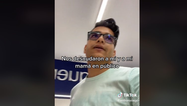 “Nos hicieron quitar la ropa”: Venezolano denuncia caso de xenofobia en reconocida cadena de farmacias en Colombia (VIDEO)