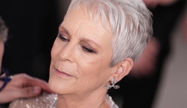 “Papá, mamá, acabo de ganar un Óscar”, celebró la actriz Jamie Lee Curtis