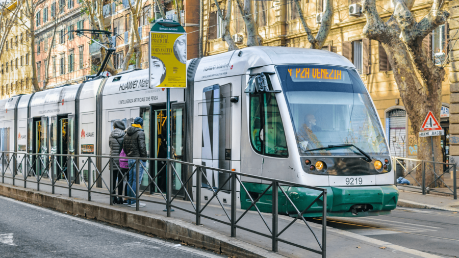 Los sindicatos logran paralizar el transporte ferroviario en Italia