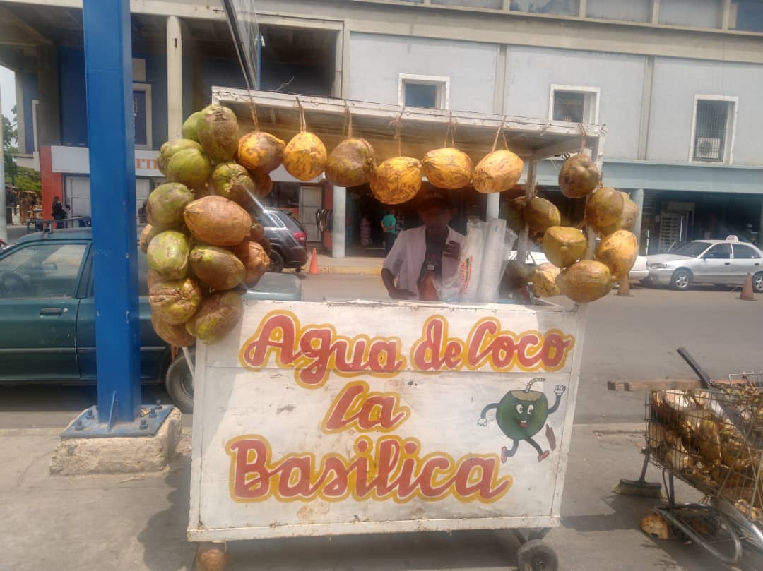 Recomiendan ropa fresca y abundante hidratación ante los calorones que agobian a los zulianos